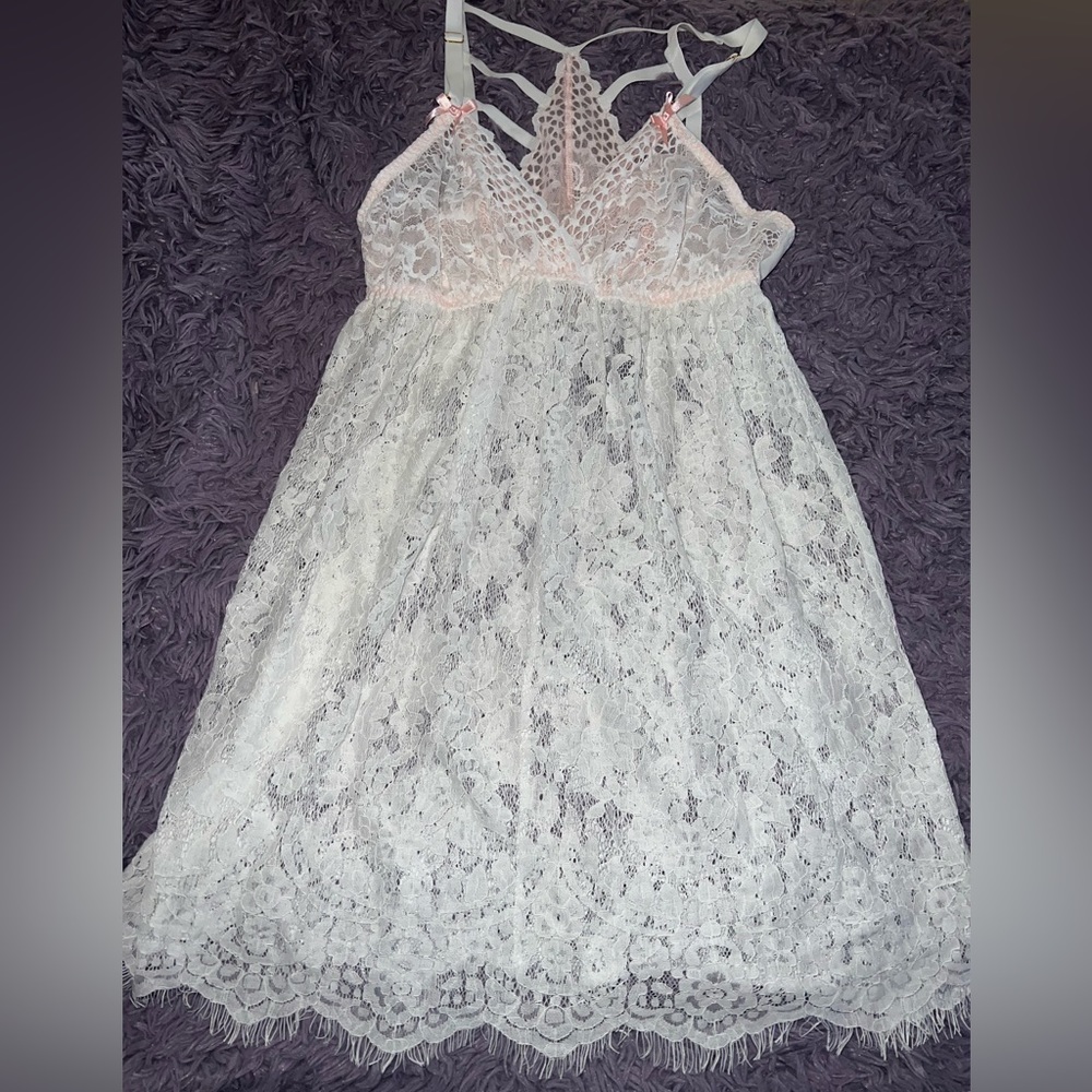 Floral lace Cacique lingerie nightgown